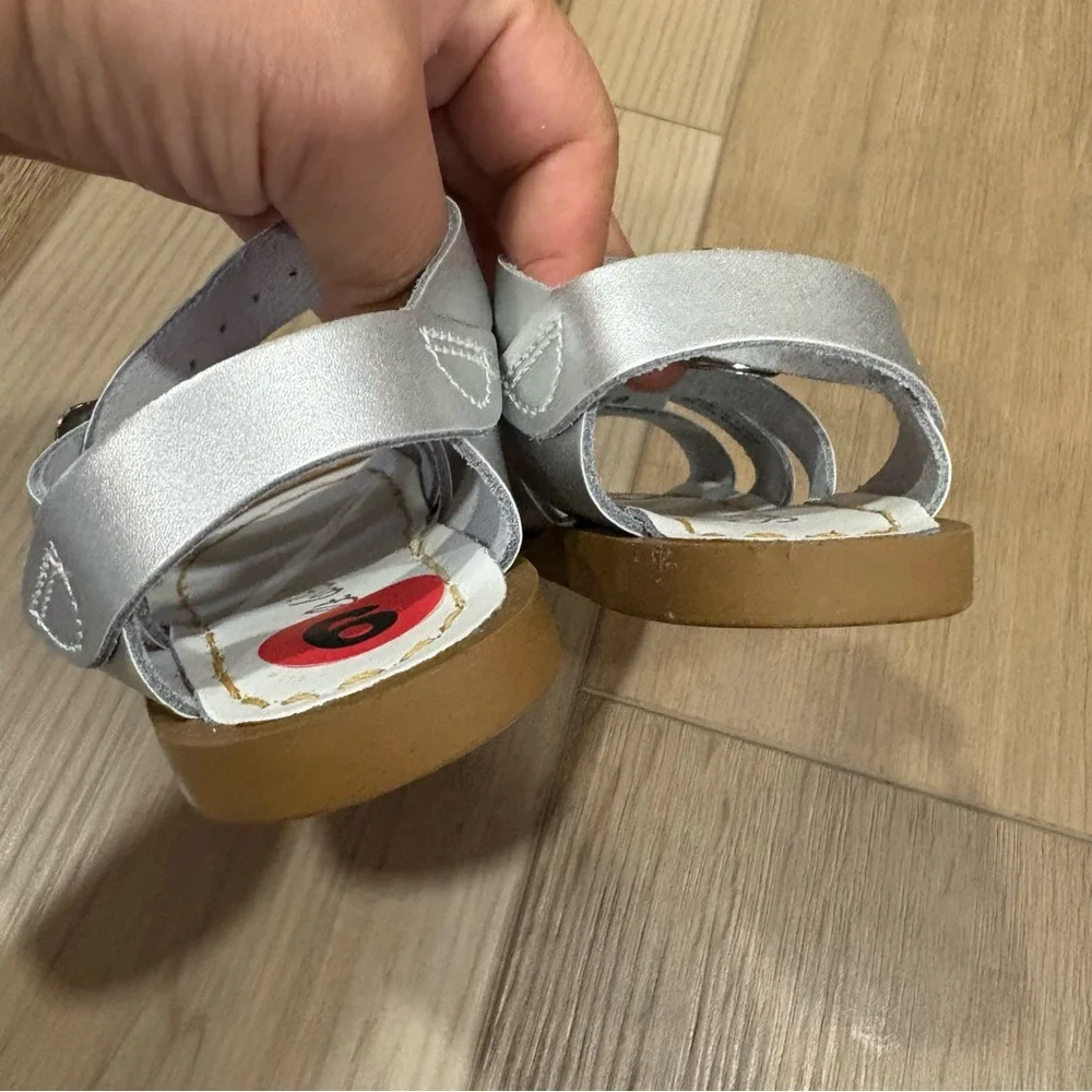 Salt Water Original Silver Sandals little kid size 6 NEW - Picture 6 of 6